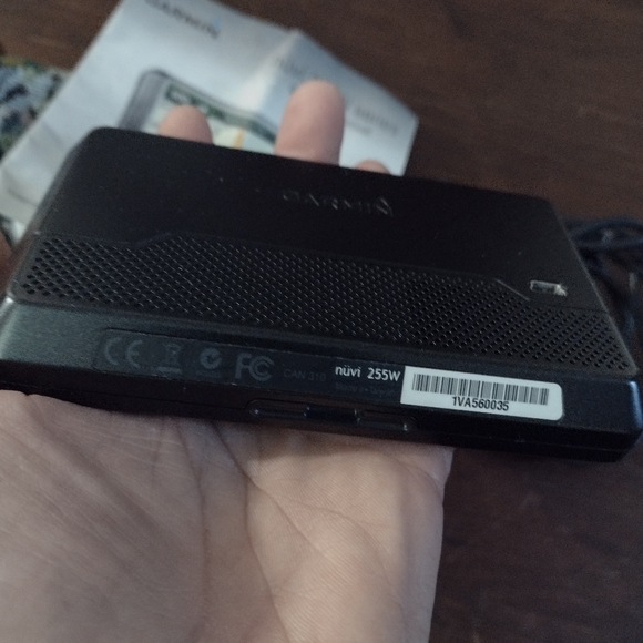 Garmin Nuvi 205W series 2008 car navigation system - Picture 4 of 6